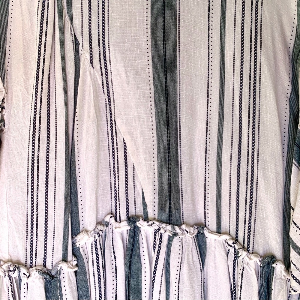 Anthropologie “Aurelie” Boho Flutter Sleeve Top - image 4